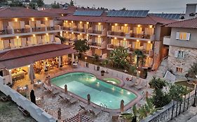 Sarantis Hotel
